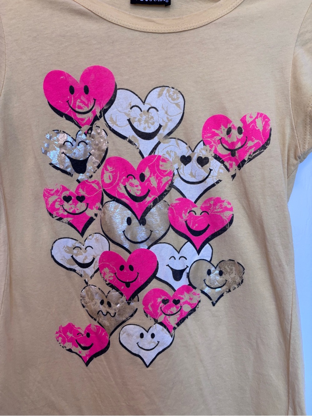 Wet Seal Yellow Tee with Pink & Gold Heart Smiley Print - Picture 3 of 11